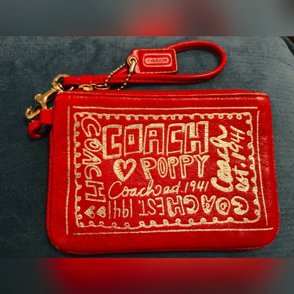 Coach Poppy Red Leather Wristlet 6 x 4.25 EUC - Picture 1 of 5